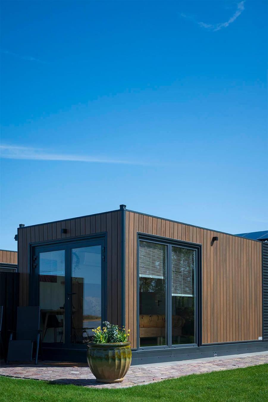 Bloem & Bed Bed & Breakfast 't Zand Exterior photo