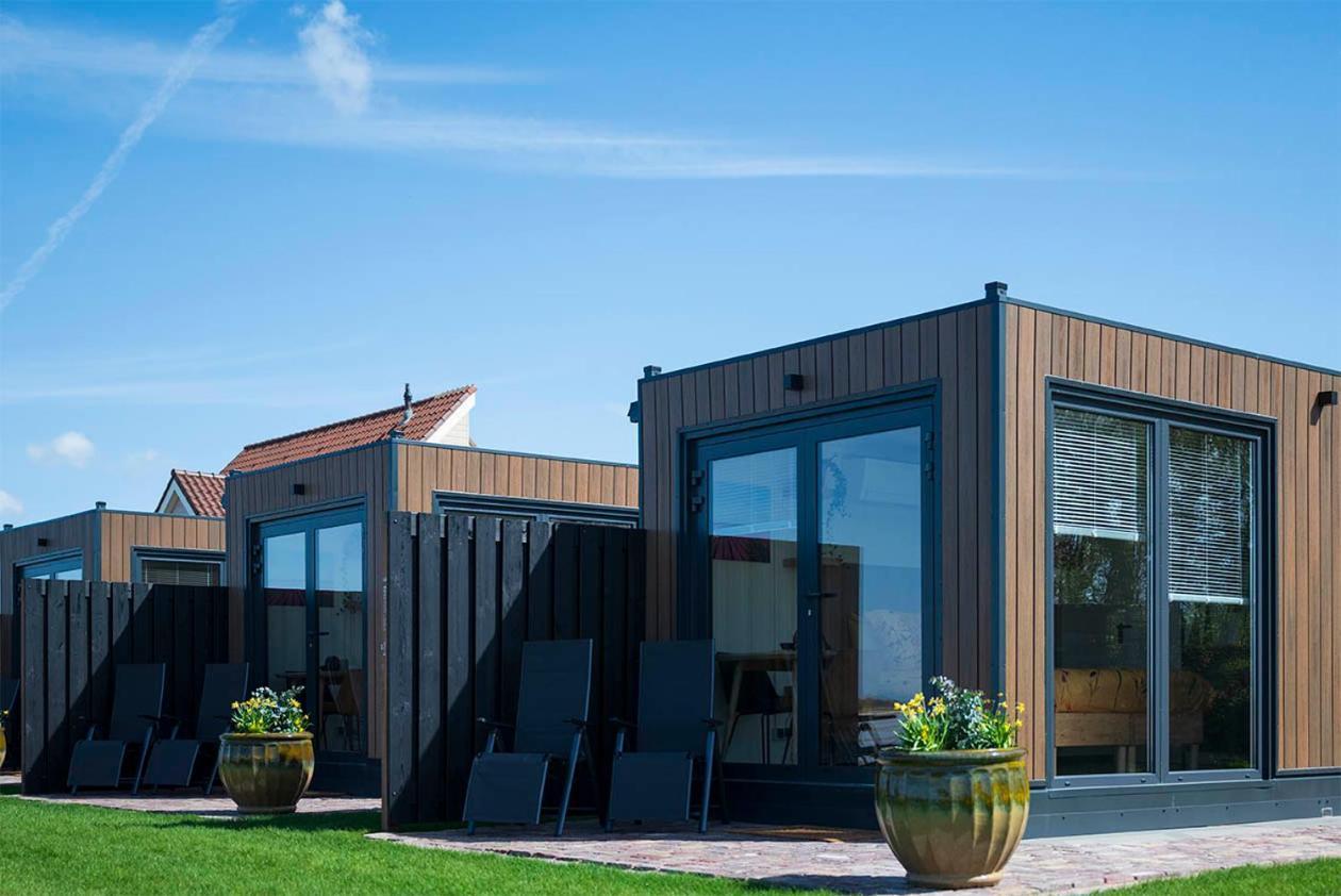 Bloem & Bed Bed & Breakfast 't Zand Exterior photo